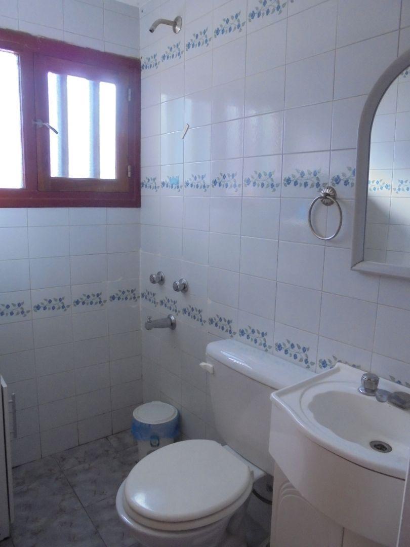 Casa 4 Dorm.. | Calle 15 2746 2