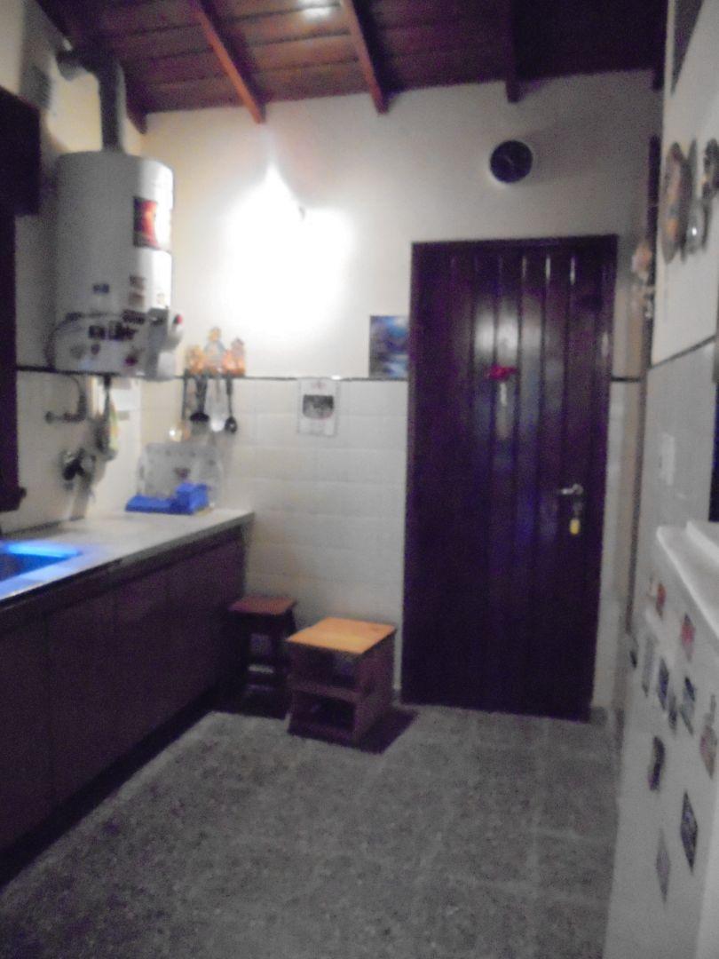 Casa 2 Dorm.. | Diagonal Estrada 240 4