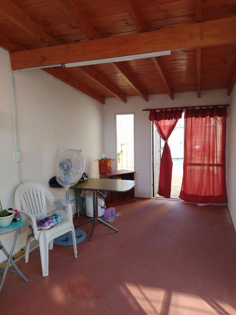 Casa 2 Dorm.. | Andrade 855 5