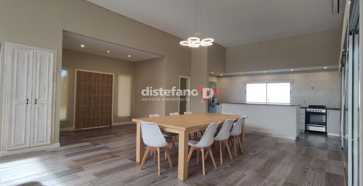 Casa 5 Dorm.. | Residencial 213 4