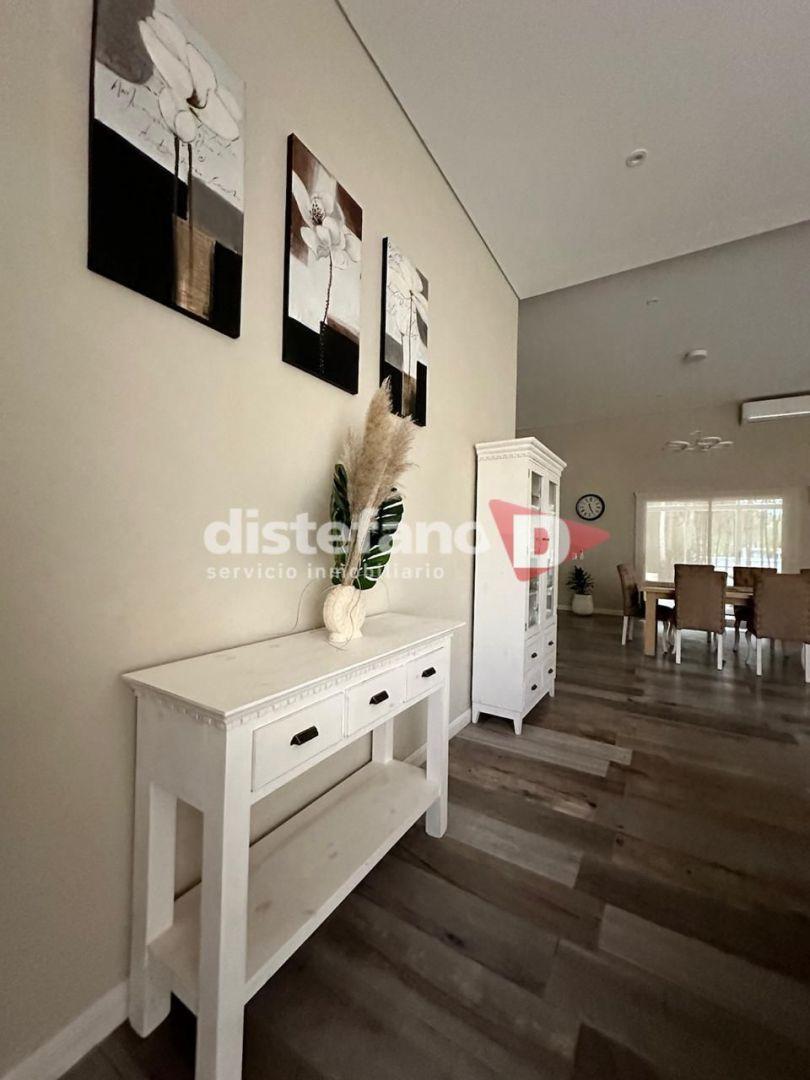 Casa 4 Dorm.. | Residencial 1 324 5