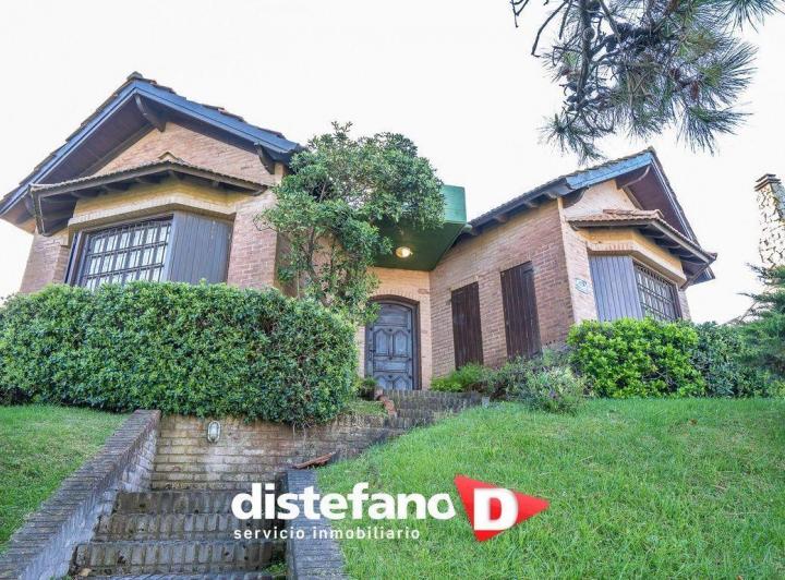 Casa 3 dormitorios. | AV. LIBERTADOR 3984