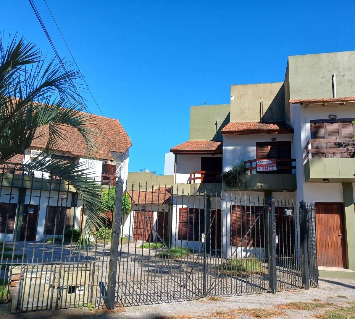 Casa 2 Dorm.. | Hernandez 650 3