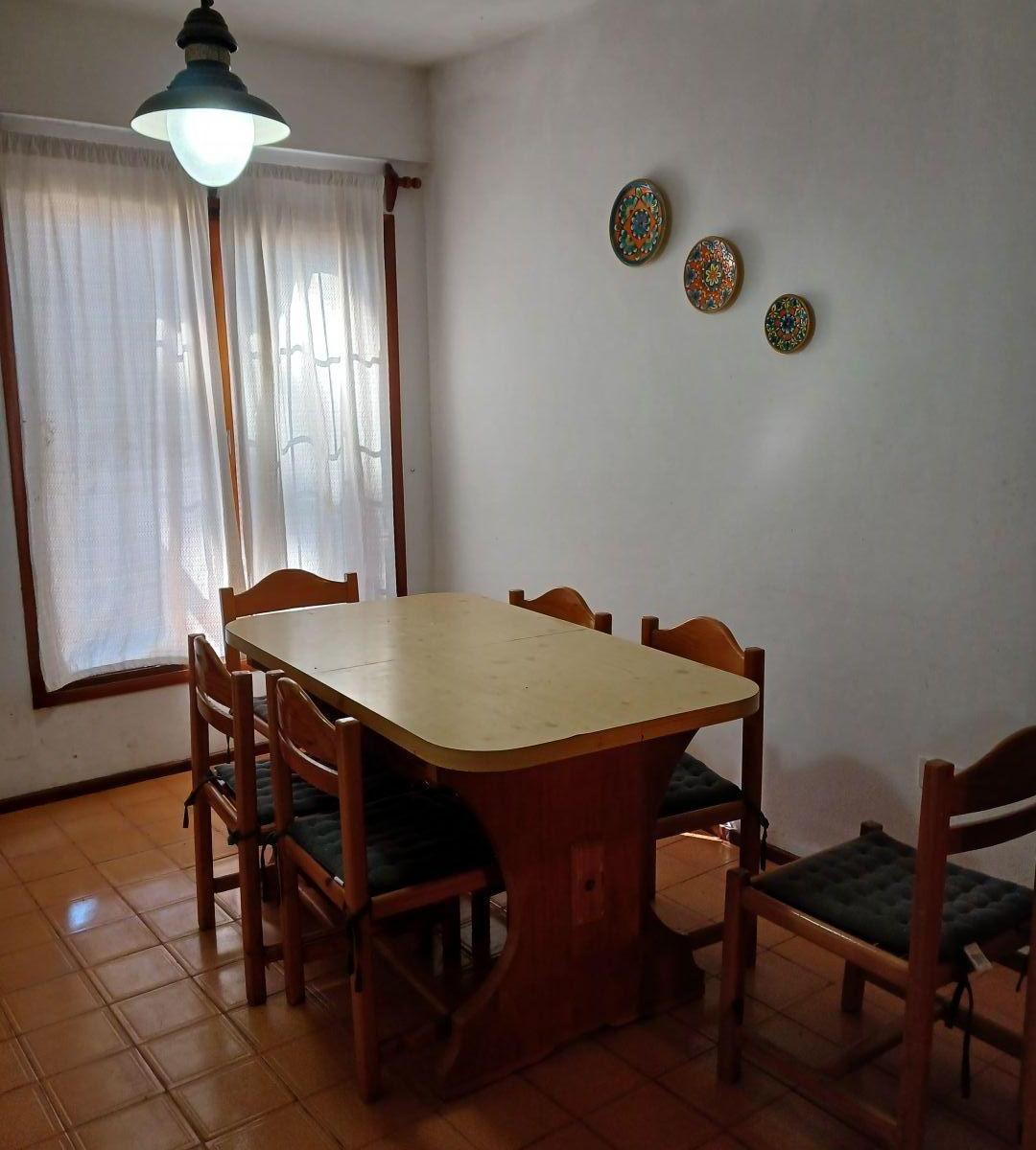 Casa 2 Dorm.. | Hernandez 650 4
