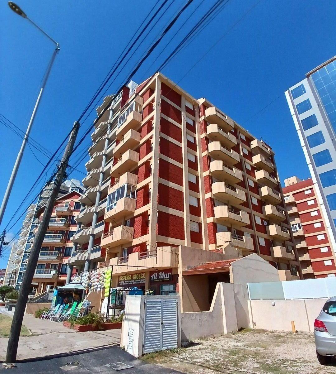 Departamento 1 Dormitorio. | Av Costanera 3020 1
