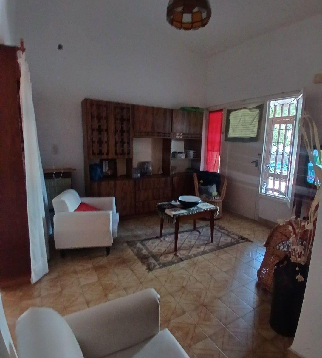 Casa 4 Dorm.. | Esquiu 311 2