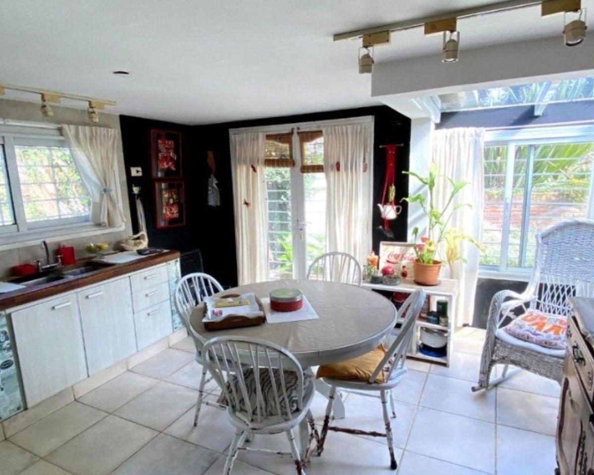 Casa 3 dormitorios. | Gulliver 300