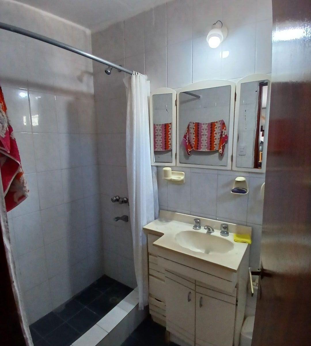 Casa 2 Dorm.. | Ramos Mejia 605 4