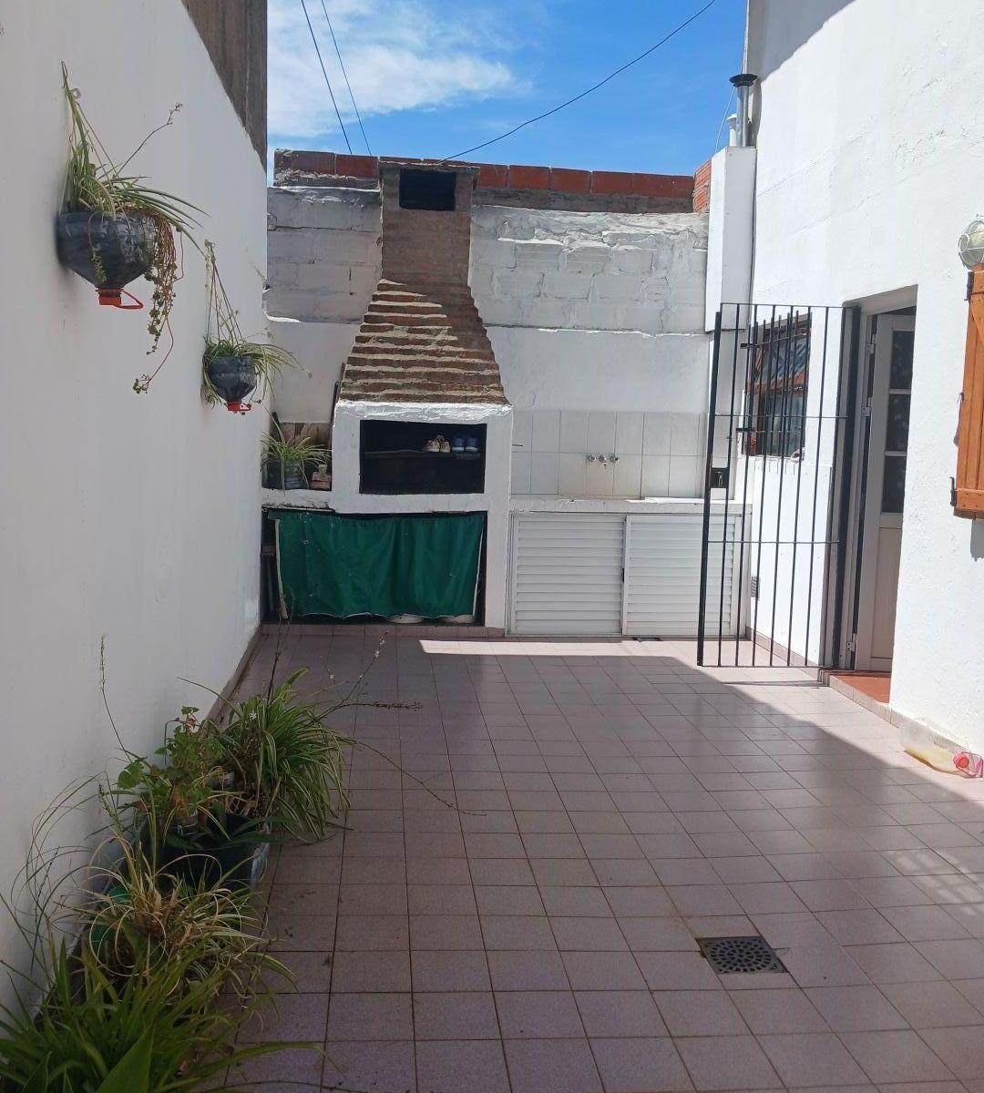 Casa 2 Dorm.. | Ramos Mejia 605 2