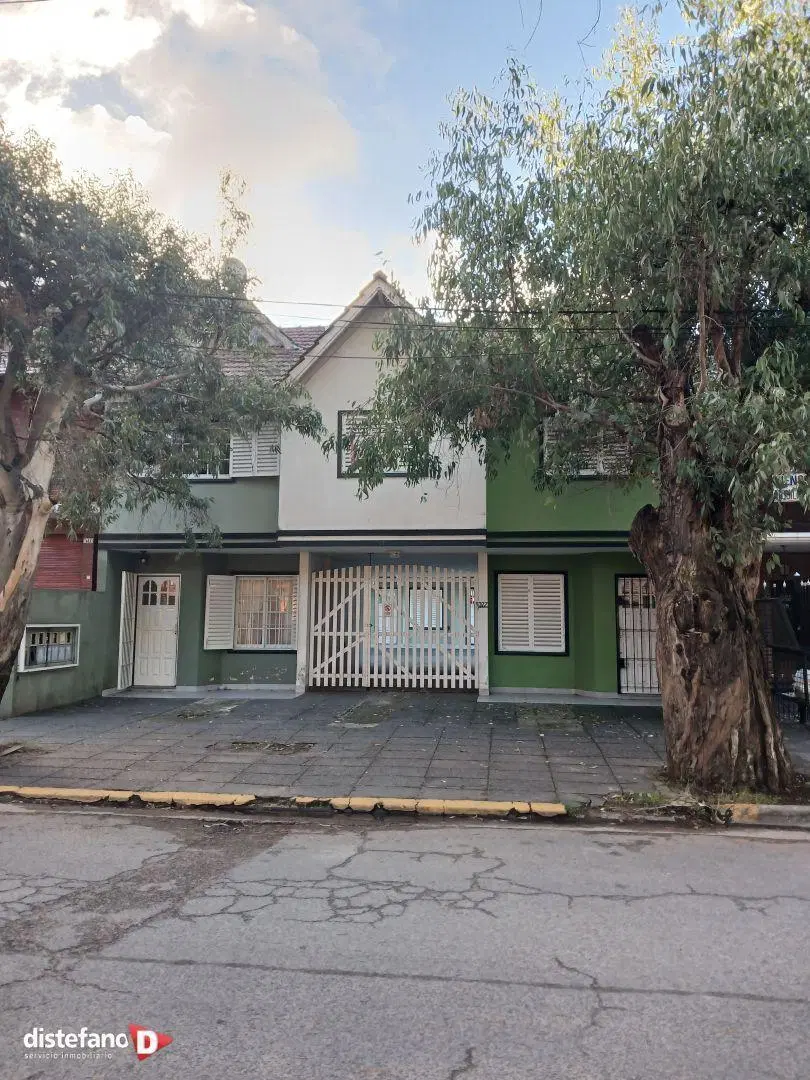 Casa 3 dormitorios. | SANTA MARIA DE ORO 377 2