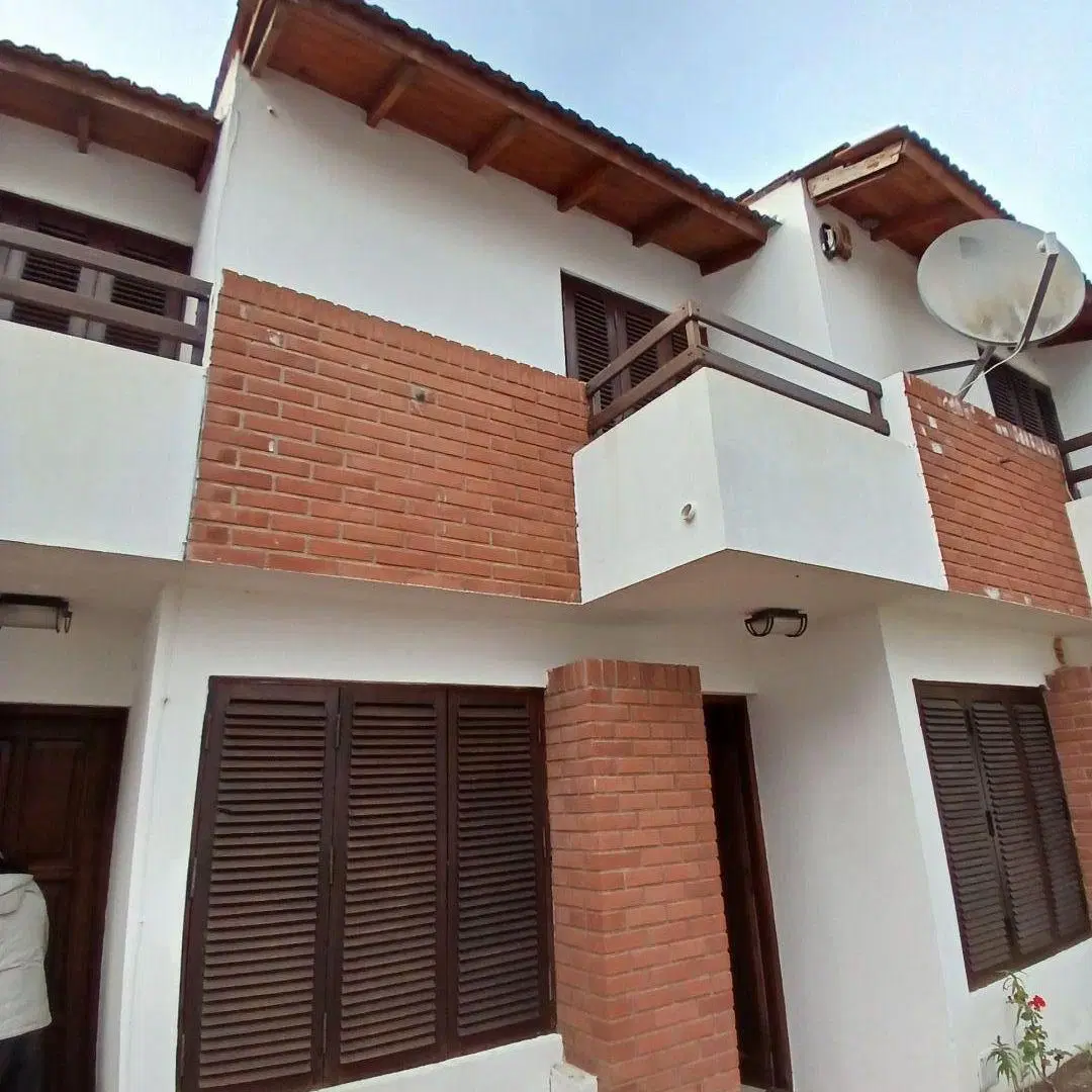 Casa 2 dormitorios. | La Rioja 3615 8