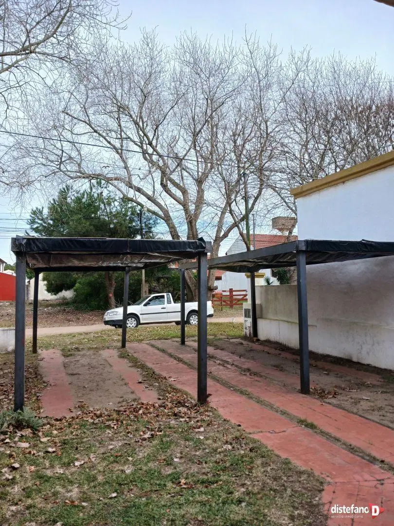 Casa 2 dormitorios. | La Rioja 3615 3