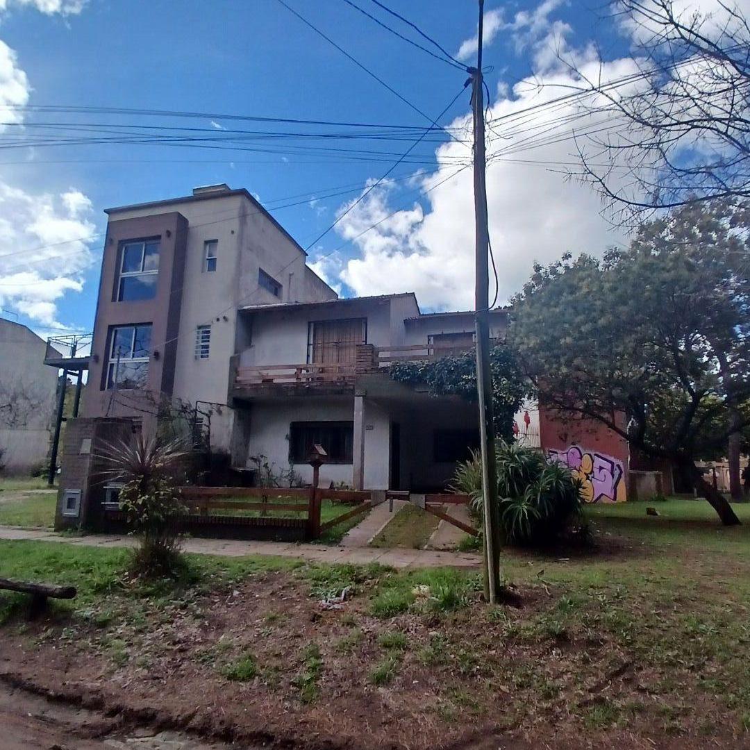 Foto de Casa 2 dormitorios. | SANTIAGO DEL ESTERO 2341, imagen 2