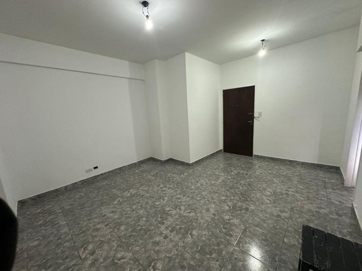 Foto de Villa Devoto depto. 3 amb. int. 2 patios, imagen 2