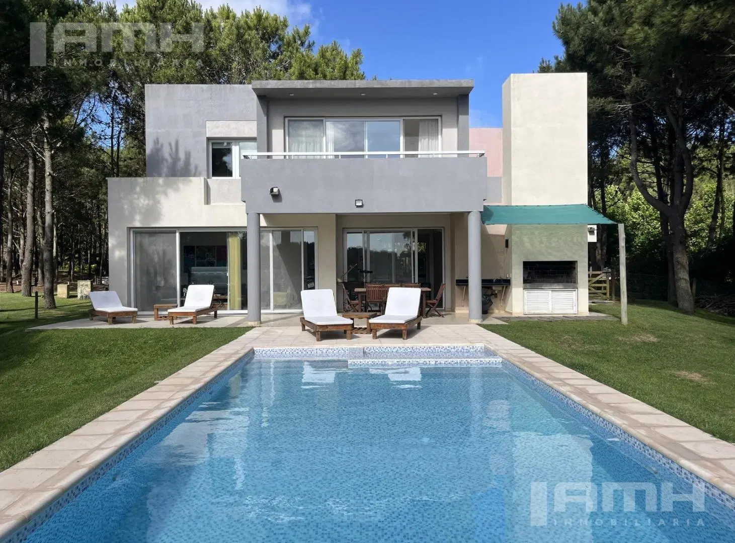 Casa en Venta Barrio La Herradura sobre Cancha de Polo 4