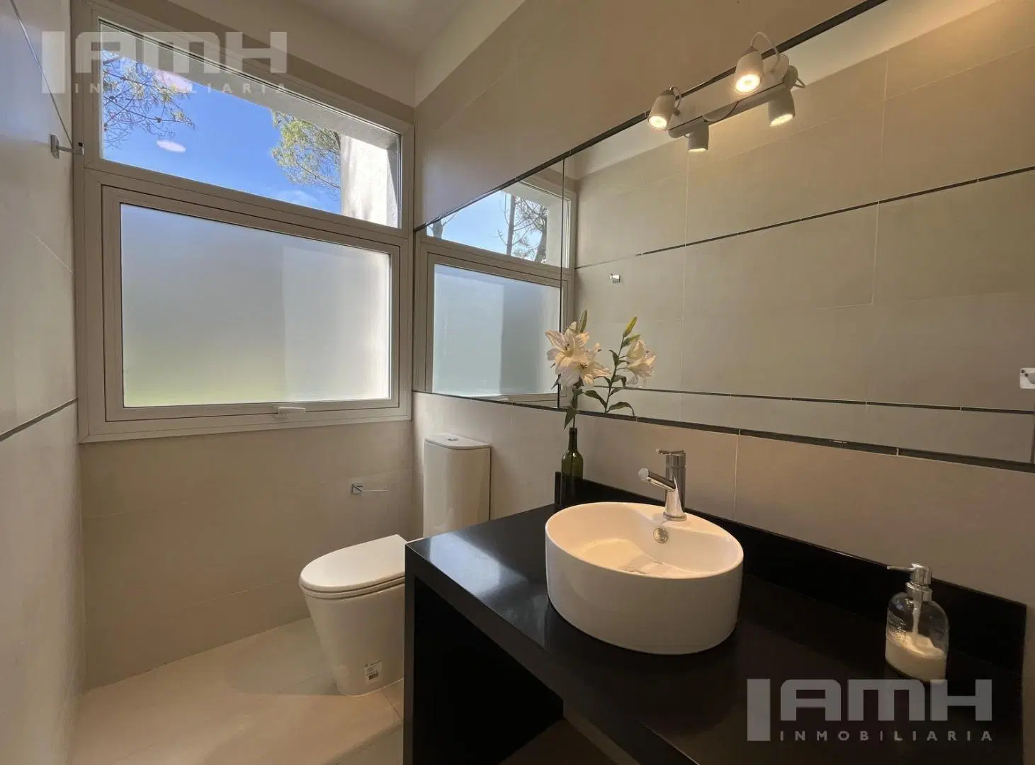 Casa en Venta Barrio La Herradura sobre Cancha de Polo 5