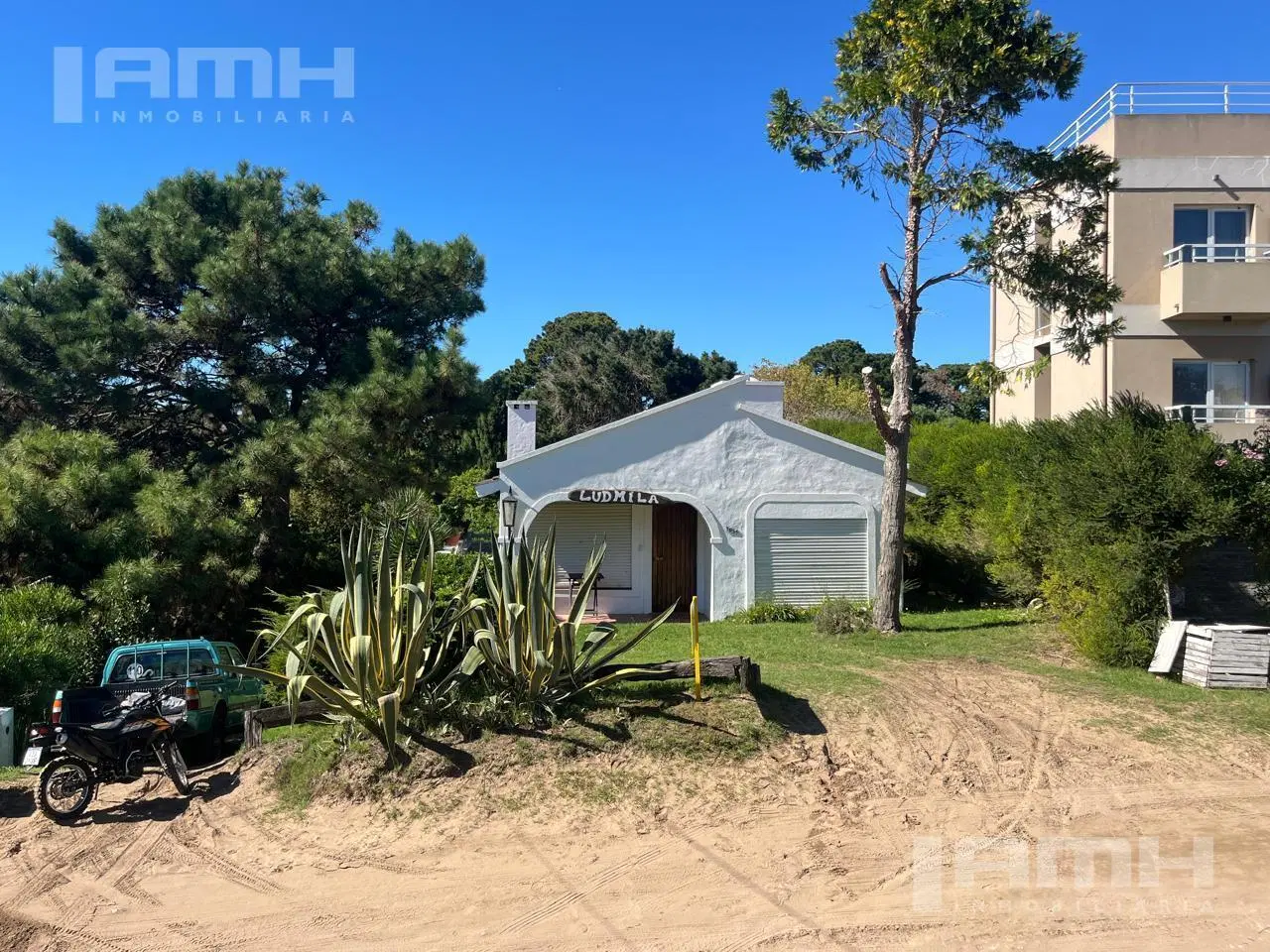 Lote multifamiliar con casa a demoler 4