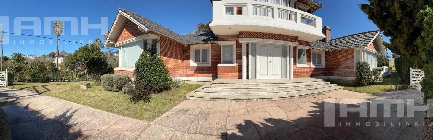 Casa en esquina de 4 ambientes 4