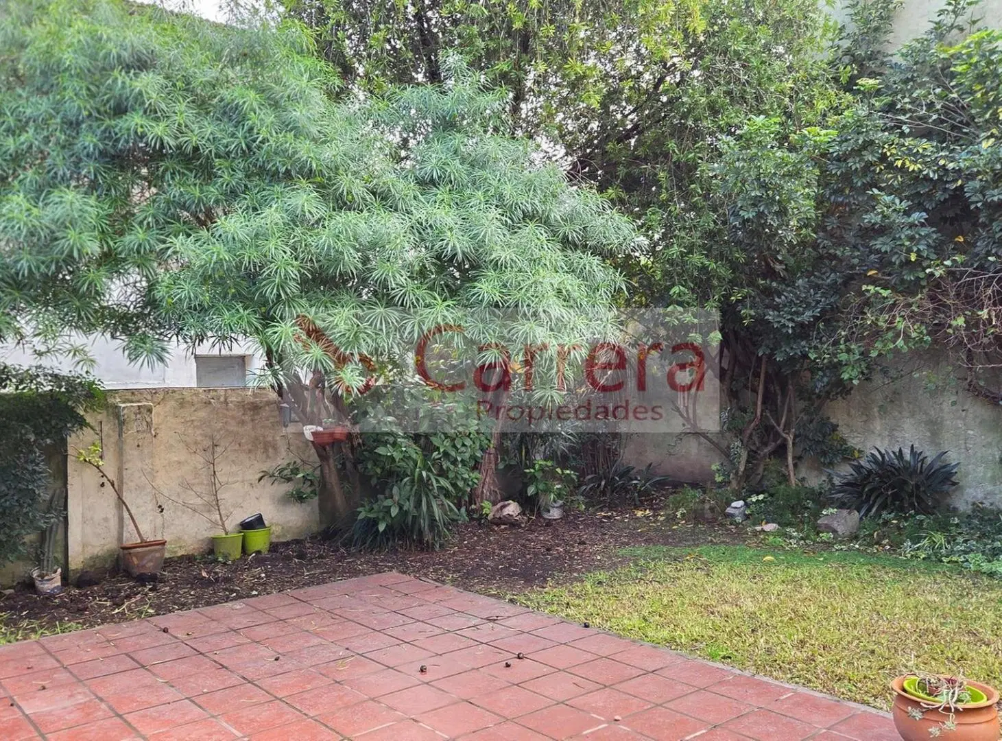 CASA 4 AMB en alquiler con COCHERA Y FONDO en JOSE LEON SUAREZ 4