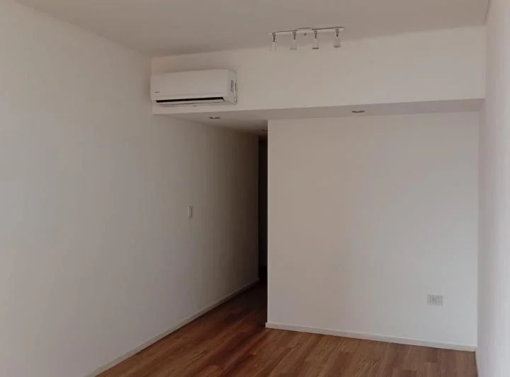 MONOAMBIENTE EN ALQUILER EN LA PLATA CALLE 47 E/ 14 Y 15 1