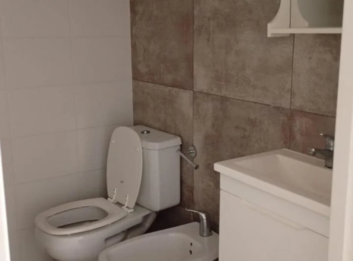 MONOAMBIENTE EN ALQUILER EN LA PLATA CALLE 47 E/ 14 Y 15 5