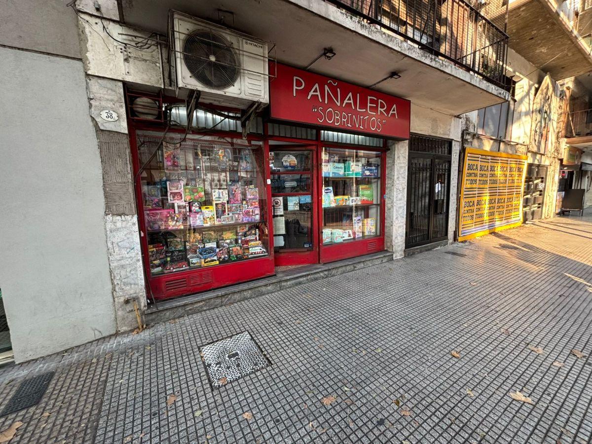 Local 128mts s/Av y Parada mts Parque Lezama y Av M. Garcia Muy Comercial