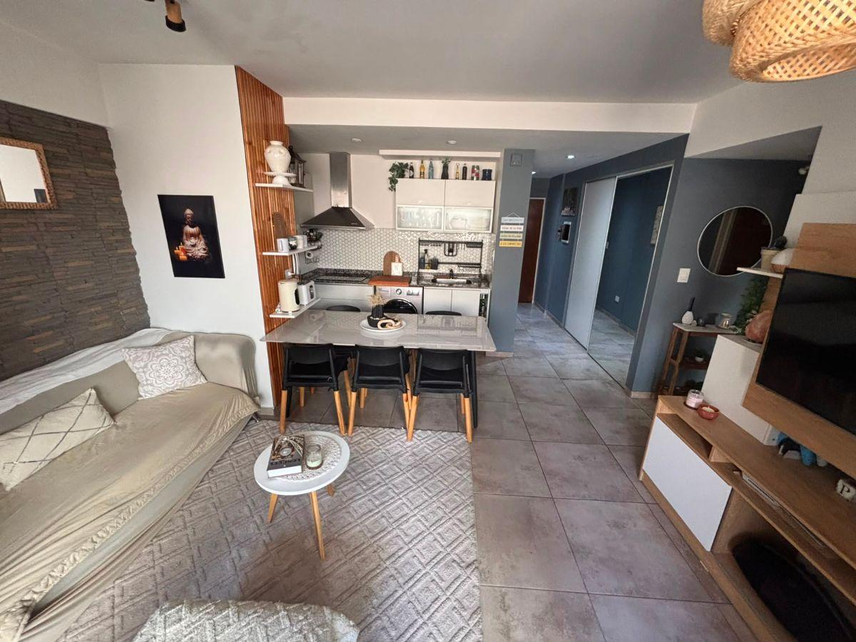 Foto de Hermoso Departamento de 2 1/2 Ambientes (APTO CREDITO), imagen 2