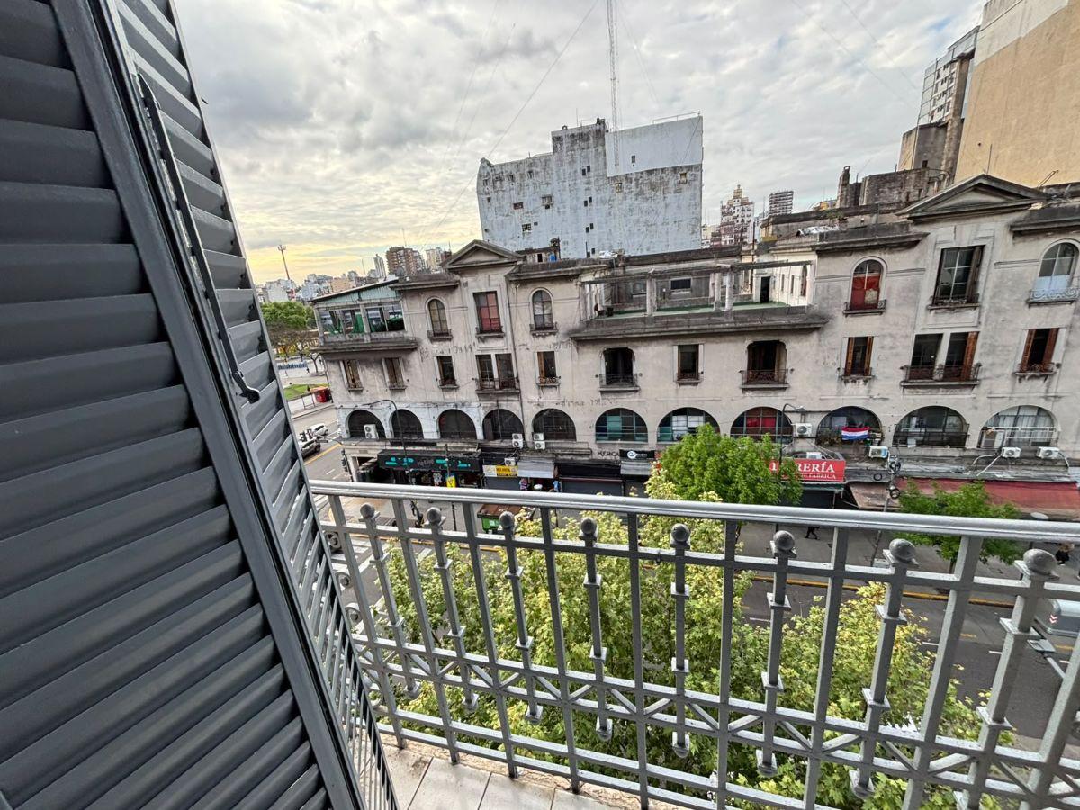 Foto de Departamento Monoambiente con entrepiso en Balvanera, imagen 1