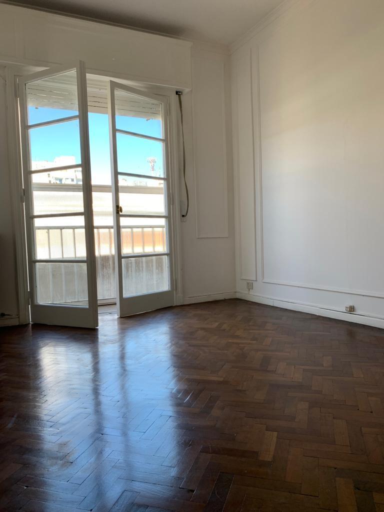 Semipiso Francés Depto 4amb Cfte Gran Lyc Vista Panor Sol 2/3 Dor 2bñ 1