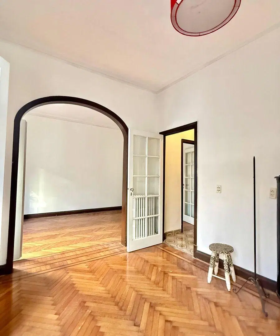 Edificio Frances - JUNIN AL 200- 130 m - Lyc - 3 Dorm - Bñ y Toilette - Impecable - Todo Sol 5