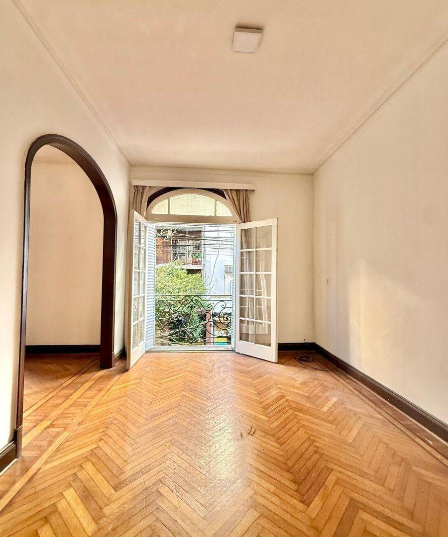 Edificio Frances - JUNIN AL 200- 130 m - Lyc - 3 Dorm - Bñ y Toilette - Impecable - Todo Sol