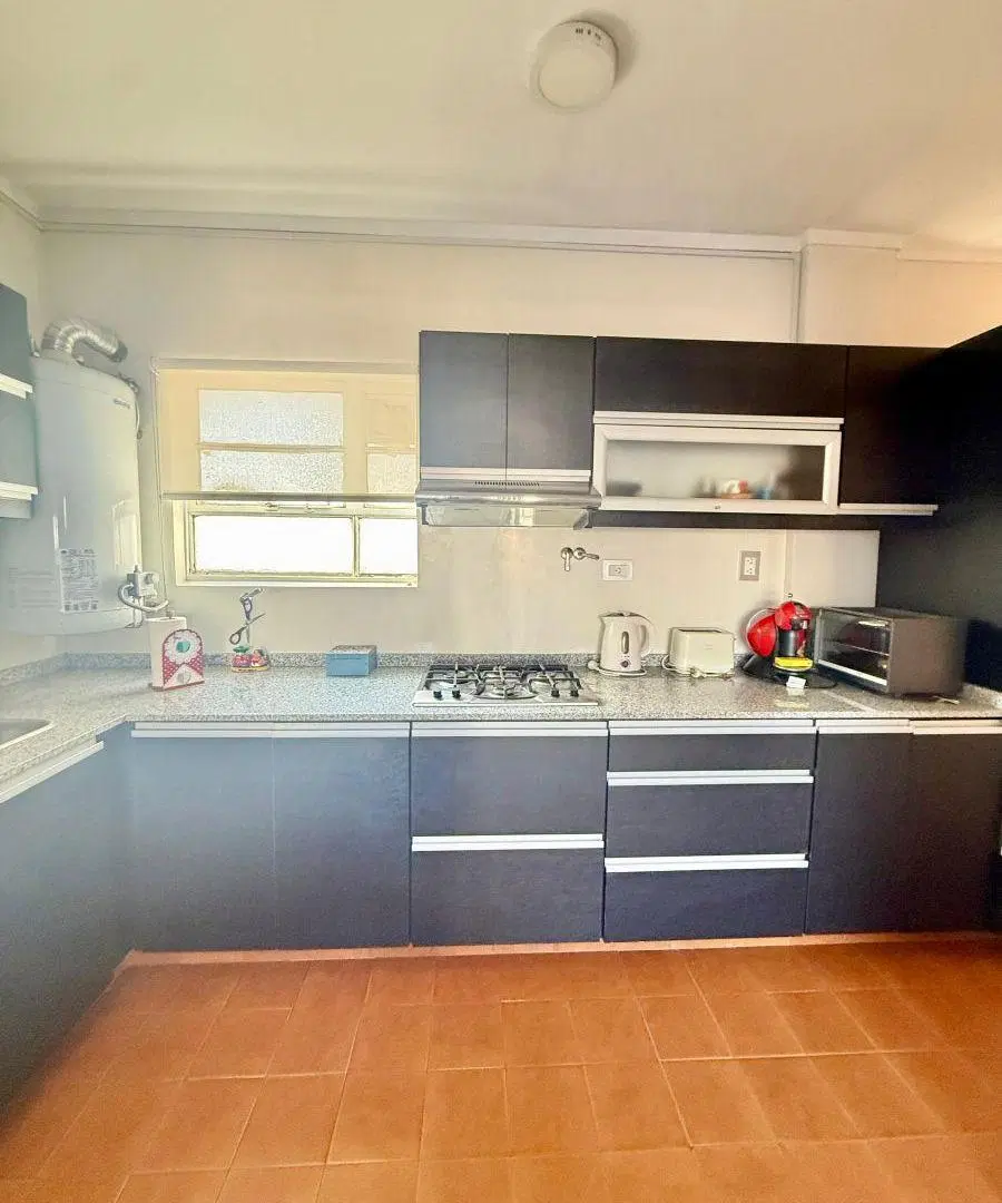 CUENCA-VARELA 130MTS BCON TERRAZA-SOL PARRILLA-GRAN LYC+PLAY-3DORM-2BÑ-2 TOI-COCHERA FIJA-IMPEC 4