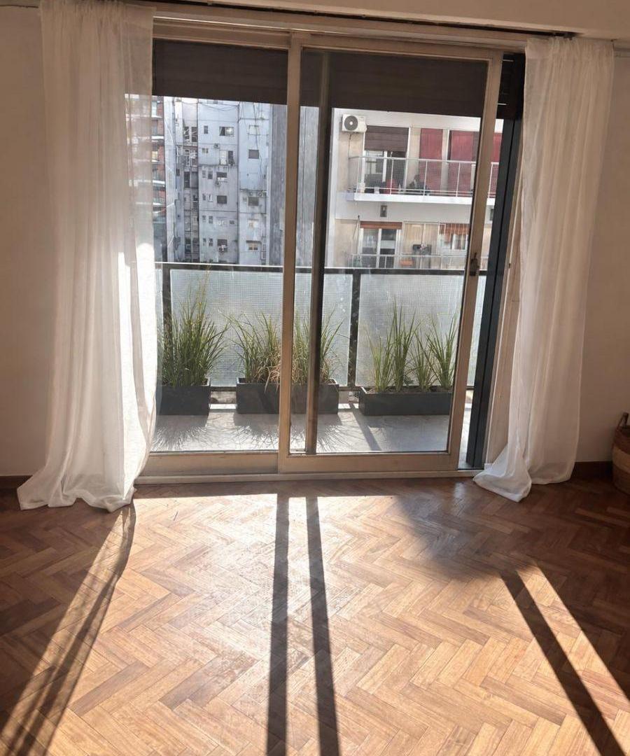 Foto de CABELLO-BULNES 2 AMB OPORTUNIDAD A REFACCIONAR Bcon Aterr Sol y, imagen 5
