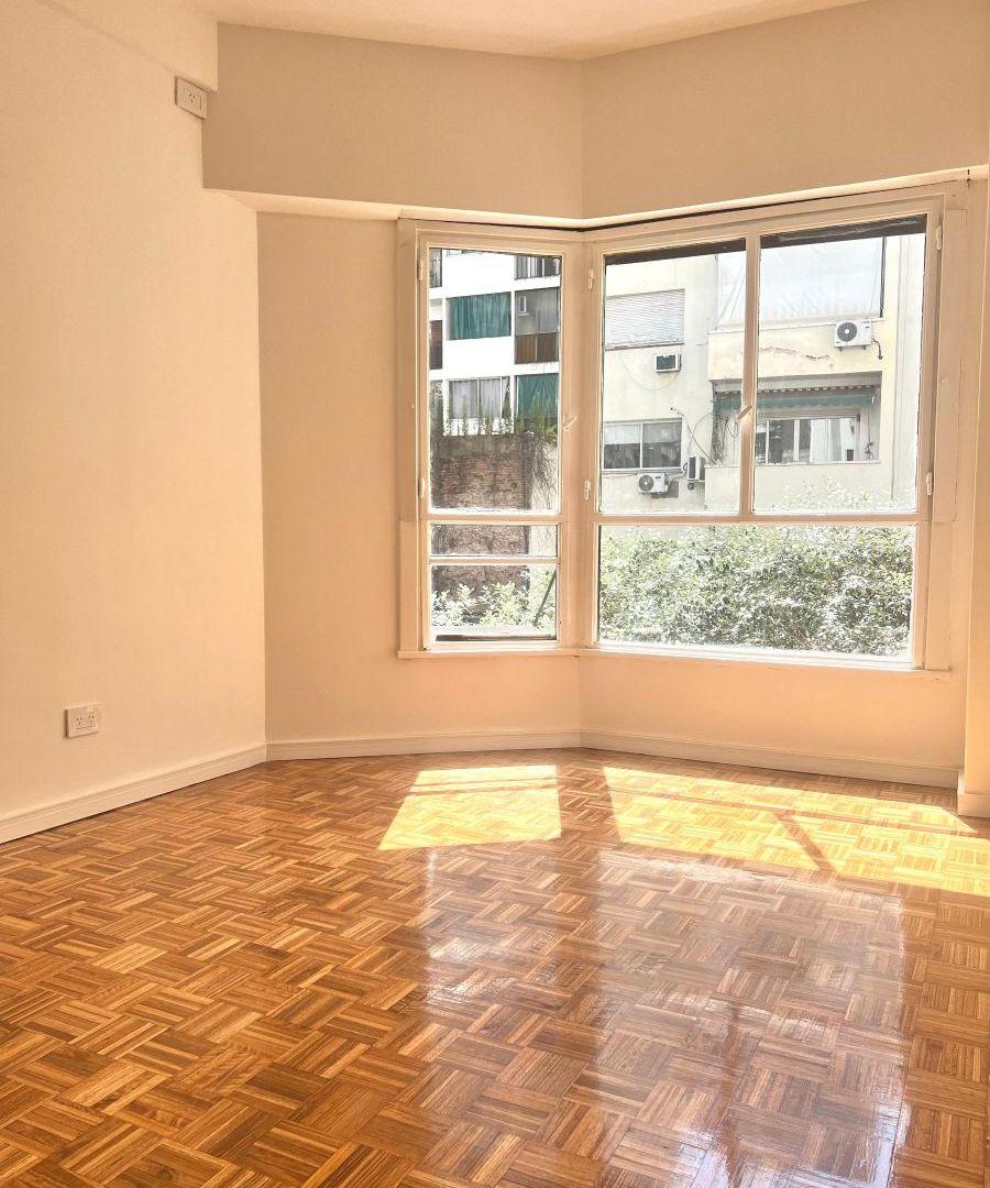 Foto de Juncal -Uriburu Semipiso Gran Lc a Bow Window Vista Arboles 2dorm Bñ +, imagen 1