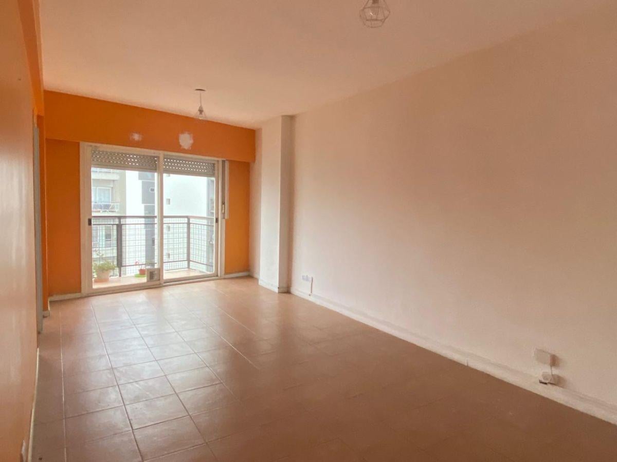 Departamento de 2 ambientes en alquiler