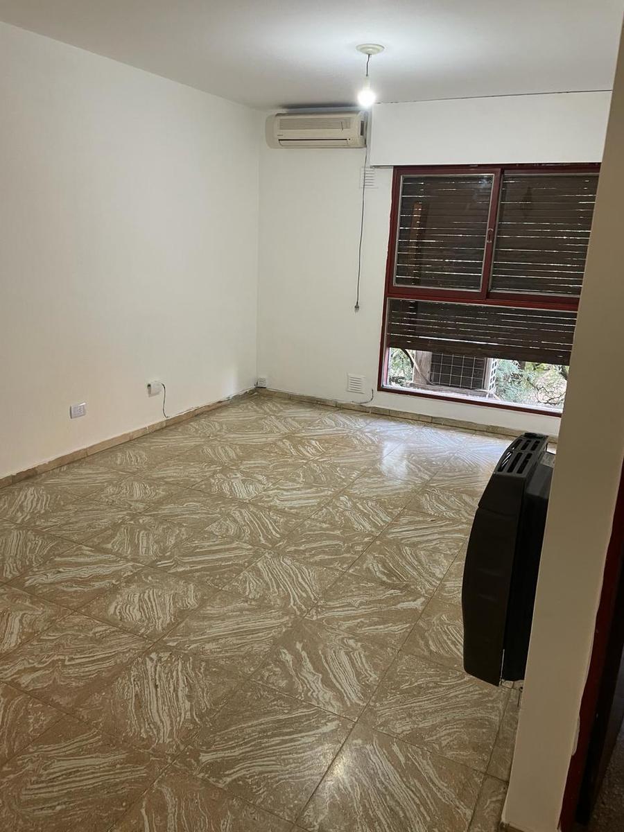 Departamento en Venta, Oportunidad de Inversión - Dos Dorm. Nueva Córdoba 2