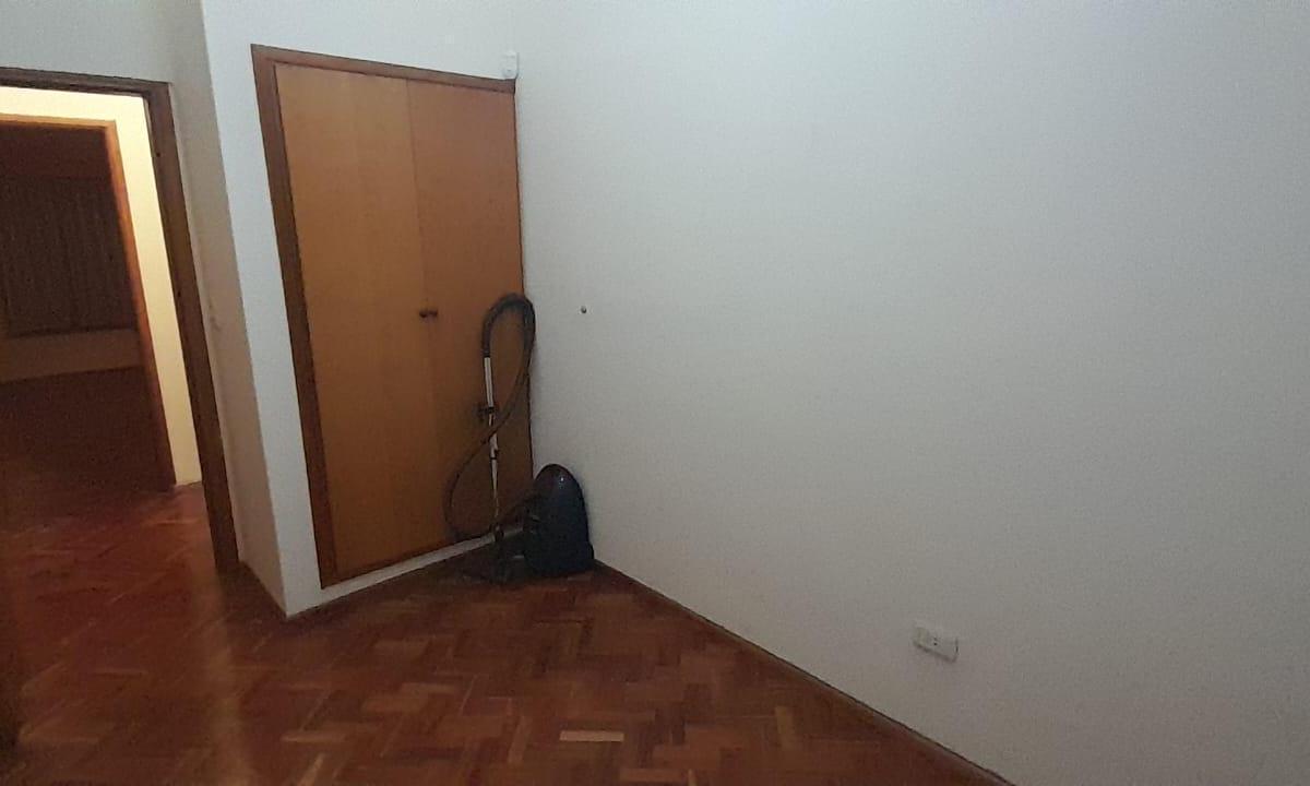 Casa en Venta Cuatro Dorm. Mas Dependencia, Cerro 5