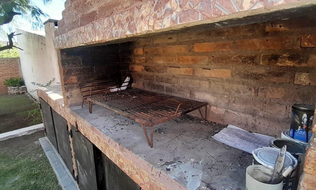Casa en Venta Tres Dorm. Mas Escritorio y Pileta, Cuesta Colorada 4