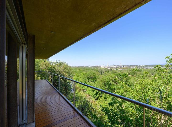 Excelente Casa para uso comercial, vistas, Cerro de las Rosas 3