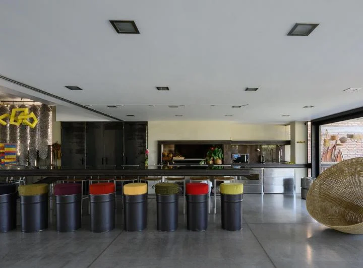 Excelente Casa en alquiler cinco dormitorios, excelentes vistas, Cerro de las Rosas 4
