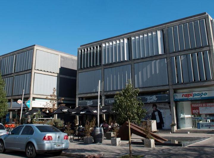 Oficina en  alquiler Cerro de las Rosas, Zona norte, Córdoba 1