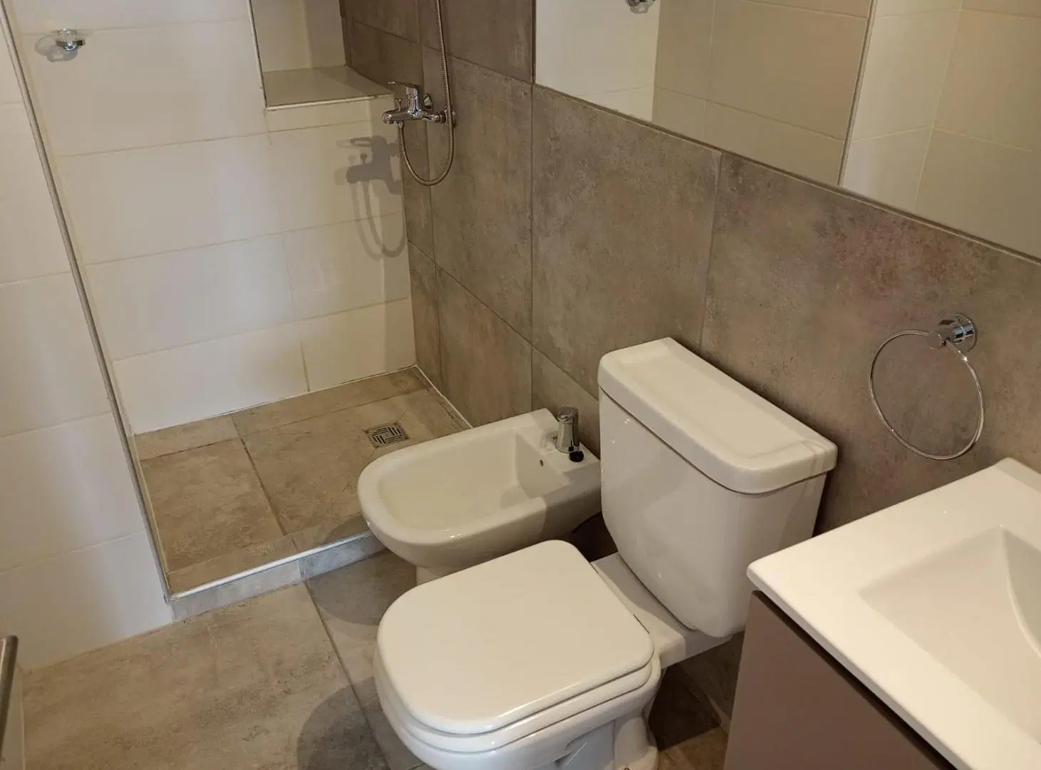 Departamento en alquiler, un dormitorio, balcón, a estrenar, Nueva Córdoba 5