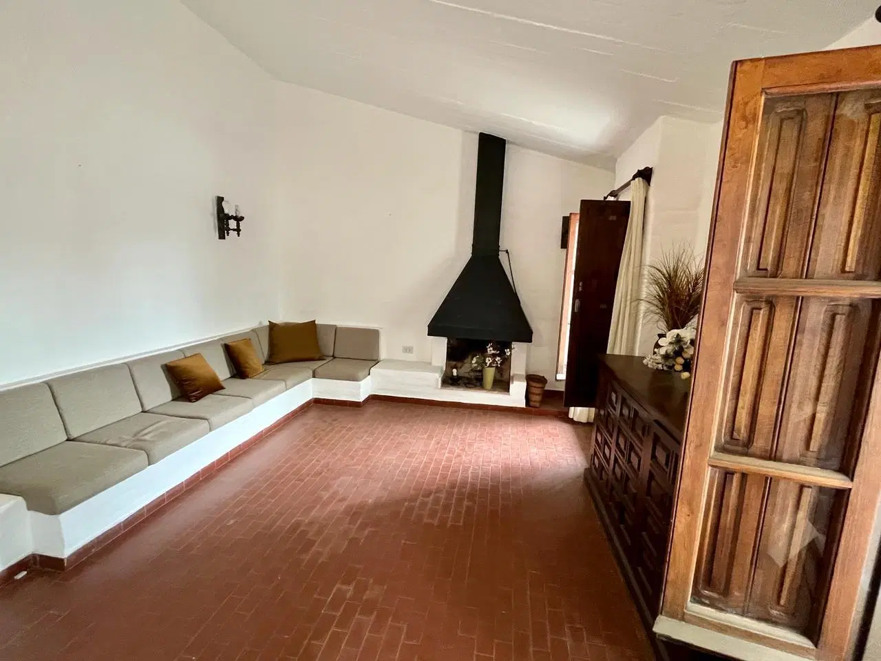 Casa en alquiler, dos dormitorios, amplia galeria, Tablada Park, Zona norte 1