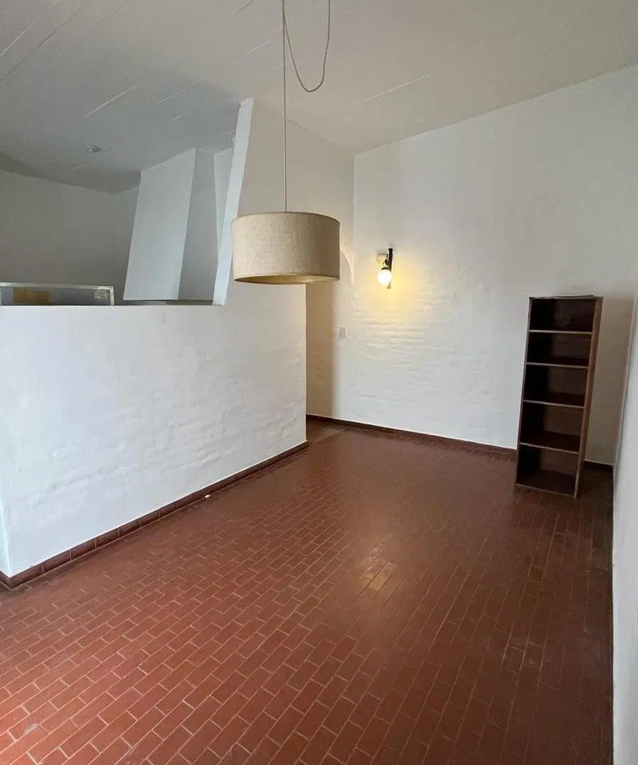 Casa en alquiler, dos dormitorios, amplia galeria, Tablada Park, Zona norte 5