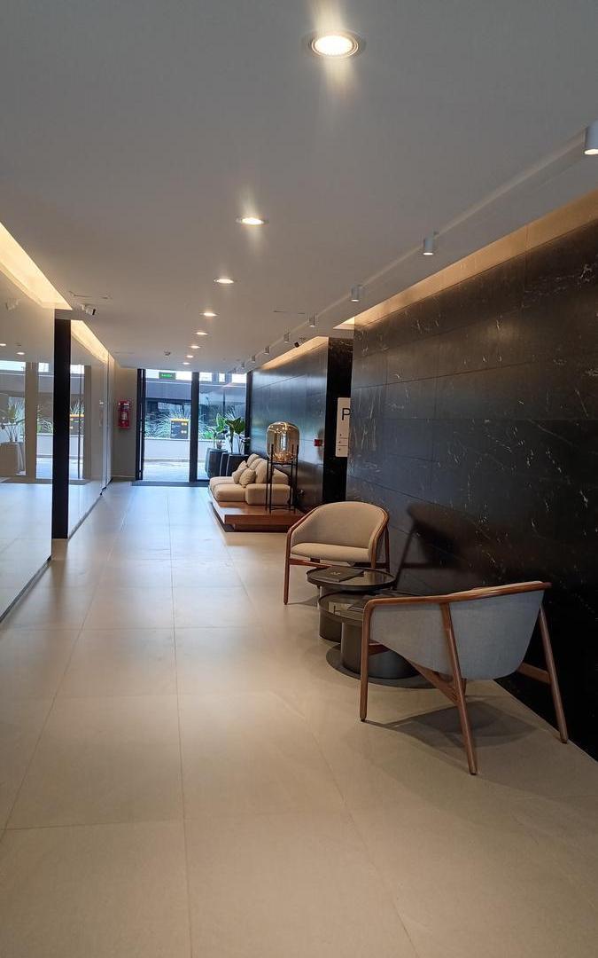 Departamento en alquiler un dormitorio, amenities, pileta