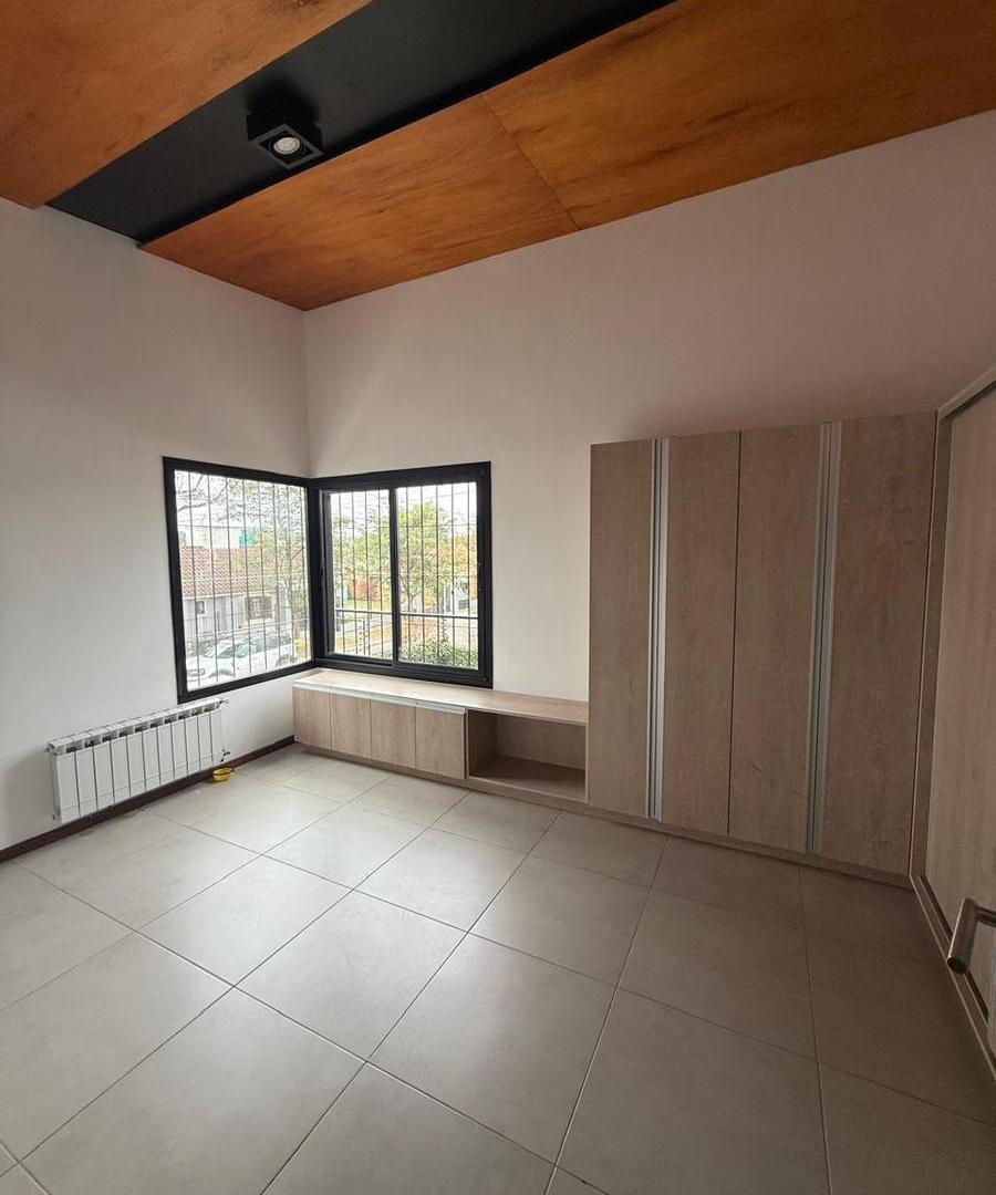 Foto de Casa en Housing Los Molinos, tres dormitorios, imagen 4