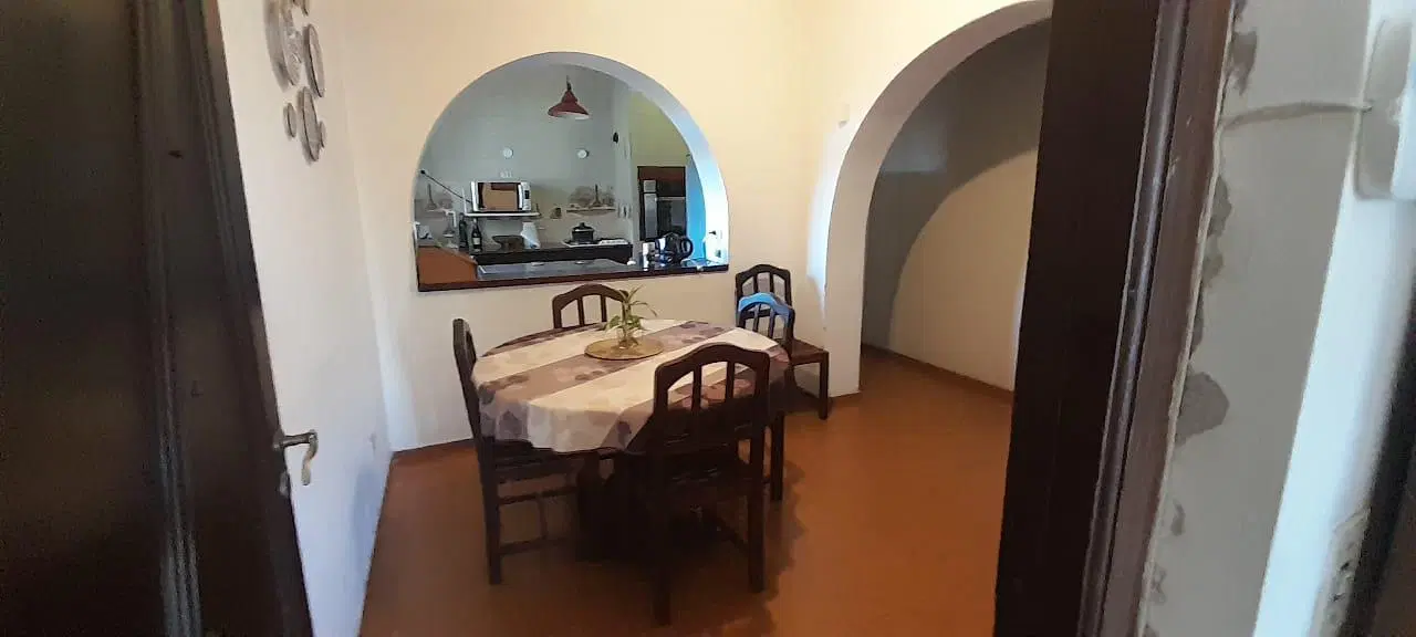 Casa en  venta tres dormitorios, Cerro de las Rosas , Zona Norte 5