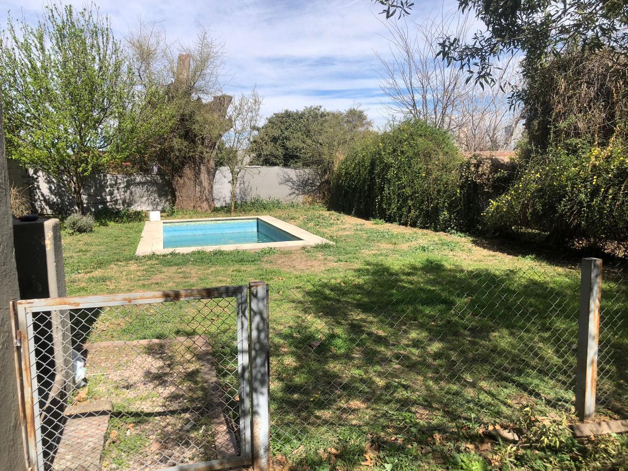 Foto de Casa en alquiler dos dormitorios Arguello, Zona norte, imagen 2