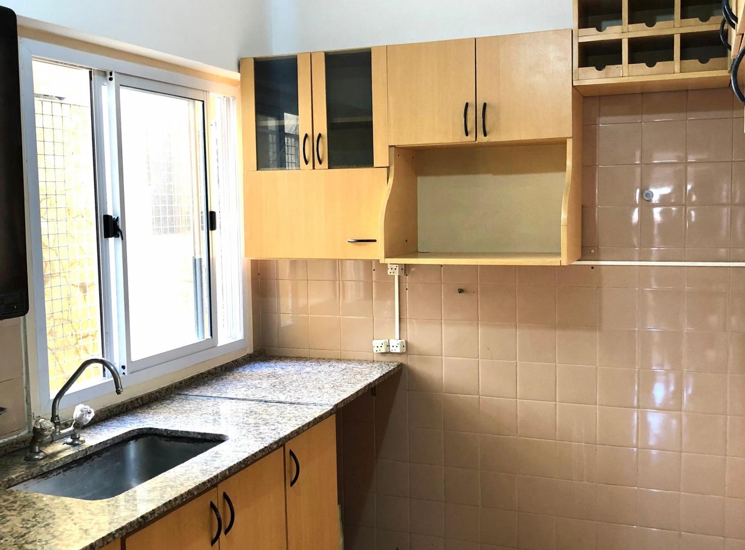 Foto de Departamento De 4 Ambientes Con Balcón Corrido muy luminoso, imagen 1