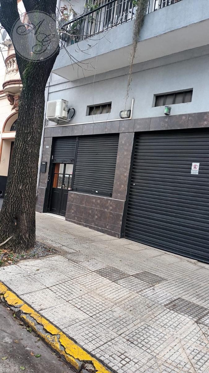 Casa en Boedo Lote Propio con Local 1